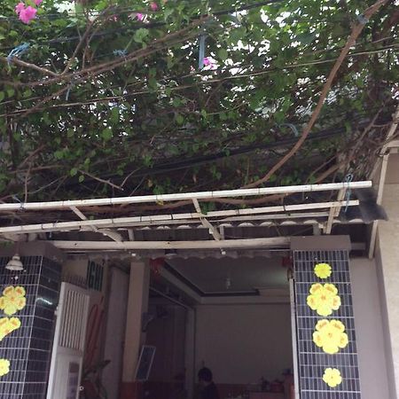 Nhu Y Guesthouse Phan Rang-Tháp Chàm Esterno foto