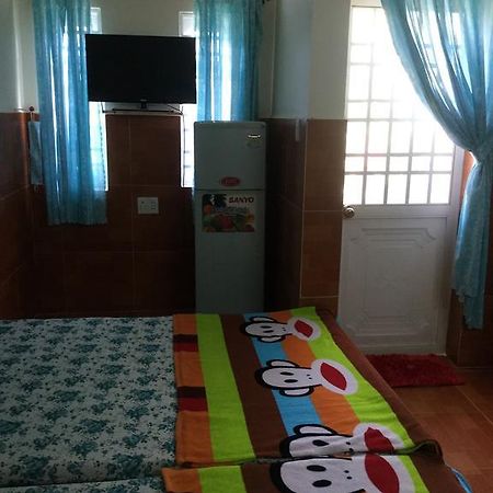 Nhu Y Guesthouse Phan Rang-Tháp Chàm Esterno foto